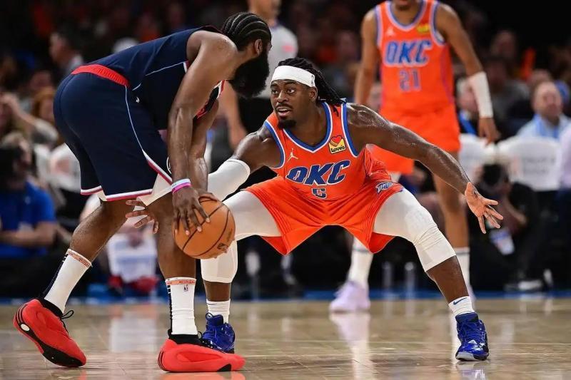 更是在赛后 更是在赛后